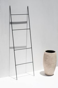 Κρεμάστρα Barak Σκάλα Διακοσμητική Μεταλλική 54x2x200cm